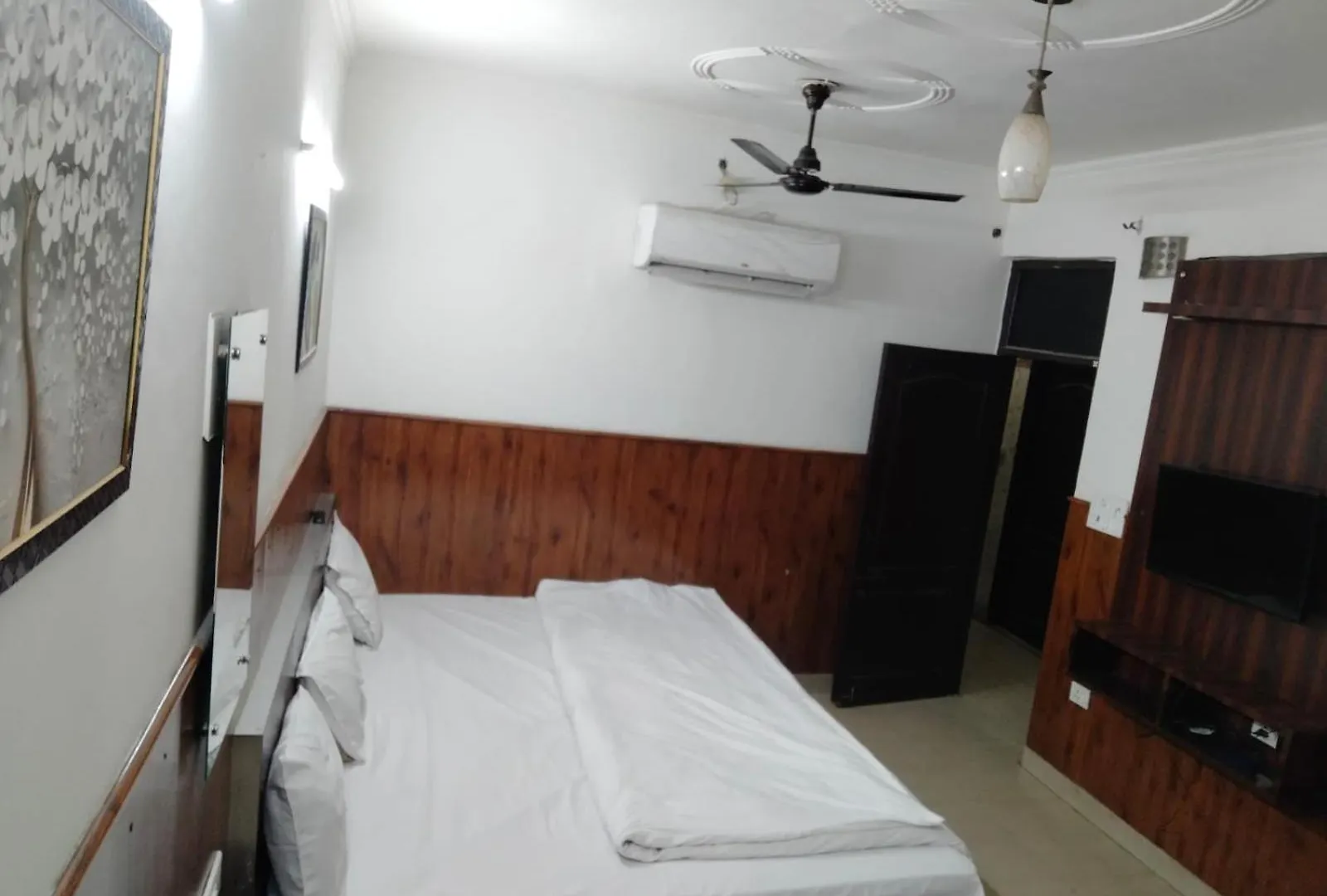 Shri Sai Guest House Delhi  0*, Delhi (National Capital Territory of India) India