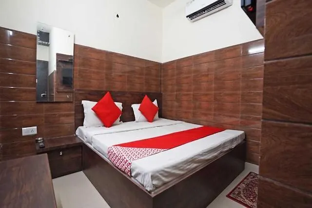Shri Sai Guest House Delhi